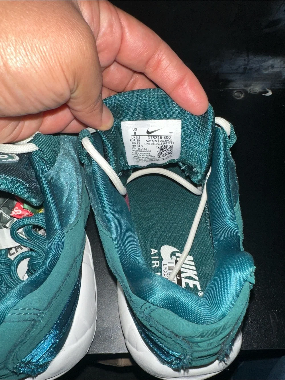 Nike Air Max Women's Teal Velvet Trainers